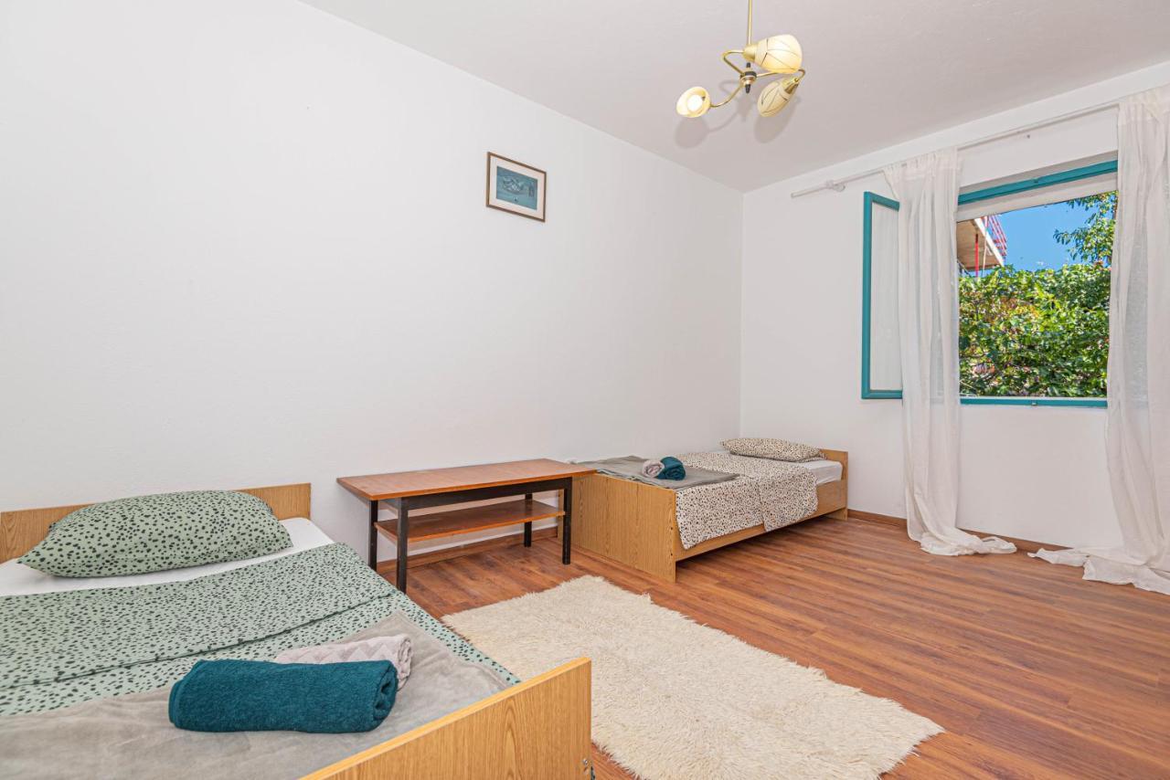 Apartment Nocturno ロゴズニッツァ エクステリア 写真